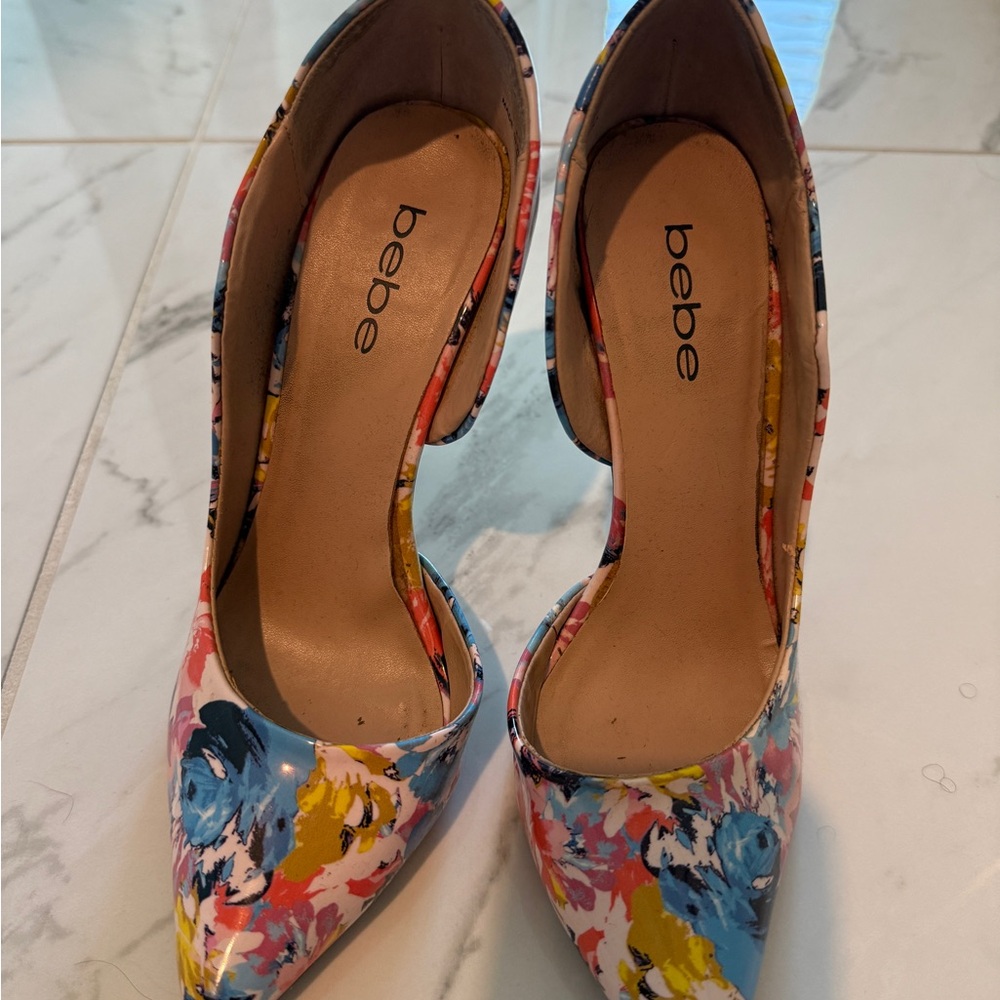 Bebe Women's Floral Pumps - Multicolor